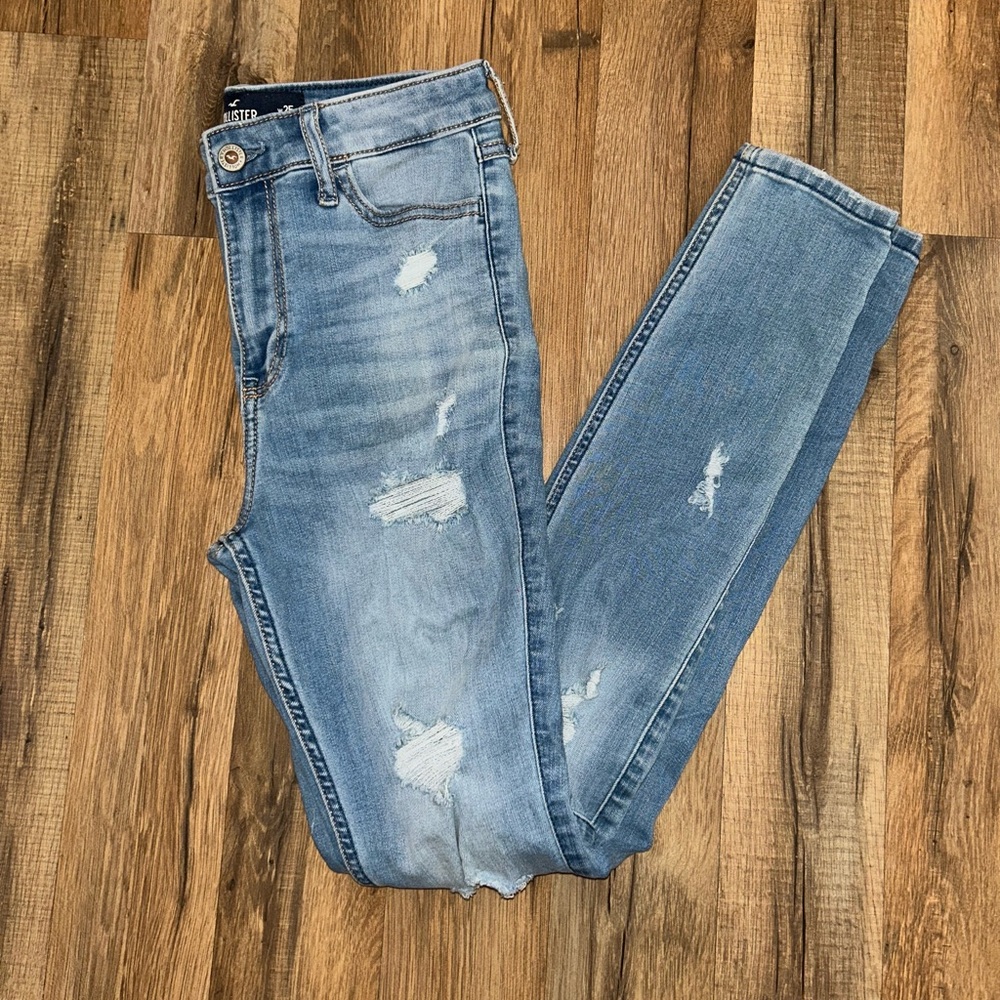 Hollister high rise skinny jeans 1